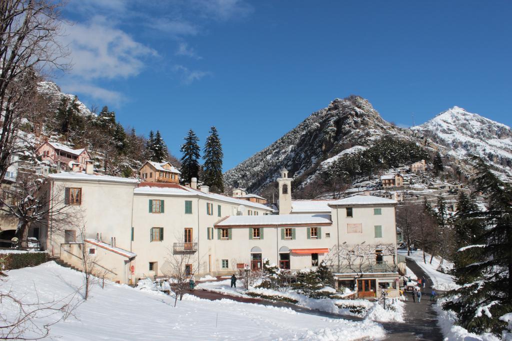 Le Prieure Hotel Saint-Dalmas-de-Tende Bagian luar foto