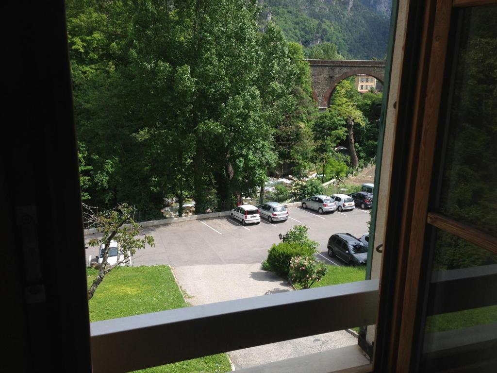 Le Prieure Hotel Saint-Dalmas-de-Tende Ruang foto