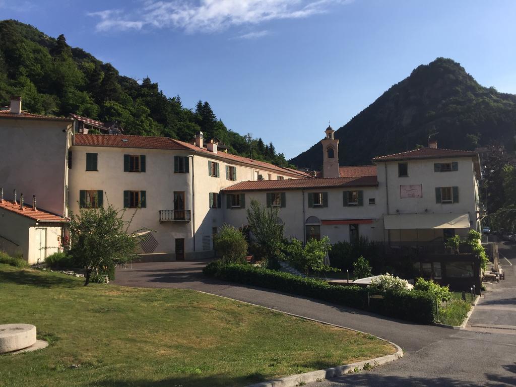 Le Prieure Hotel Saint-Dalmas-de-Tende Bagian luar foto