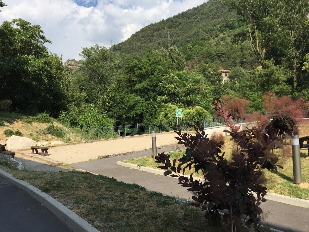 Le Prieure Hotel Saint-Dalmas-de-Tende Bagian luar foto