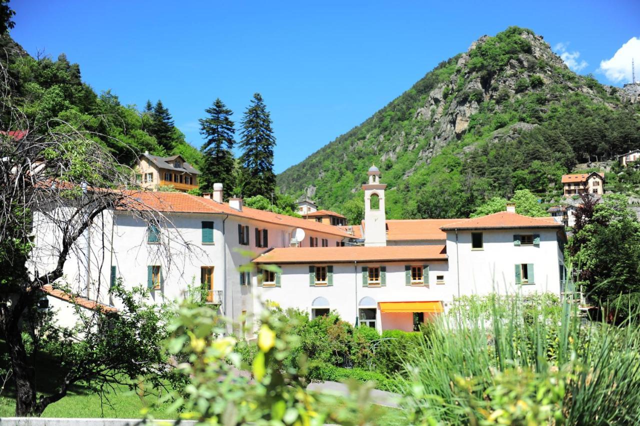 Le Prieure Hotel Saint-Dalmas-de-Tende Bagian luar foto