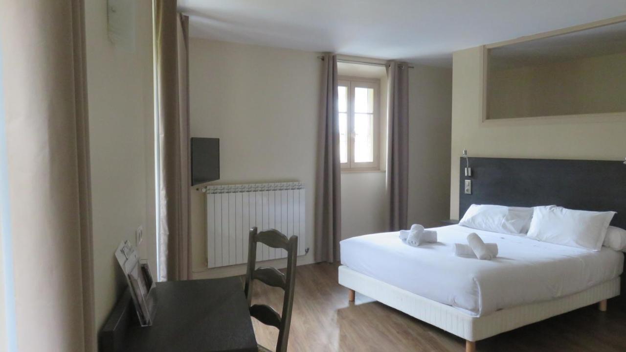 Le Prieure Hotel Saint-Dalmas-de-Tende Bagian luar foto